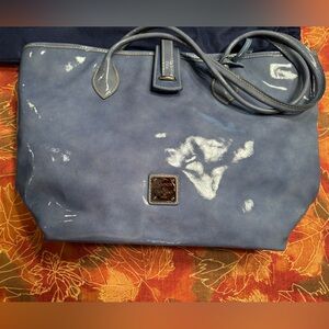 Dooney & Bourke Medium Cindy Tote Blue Patent Leather